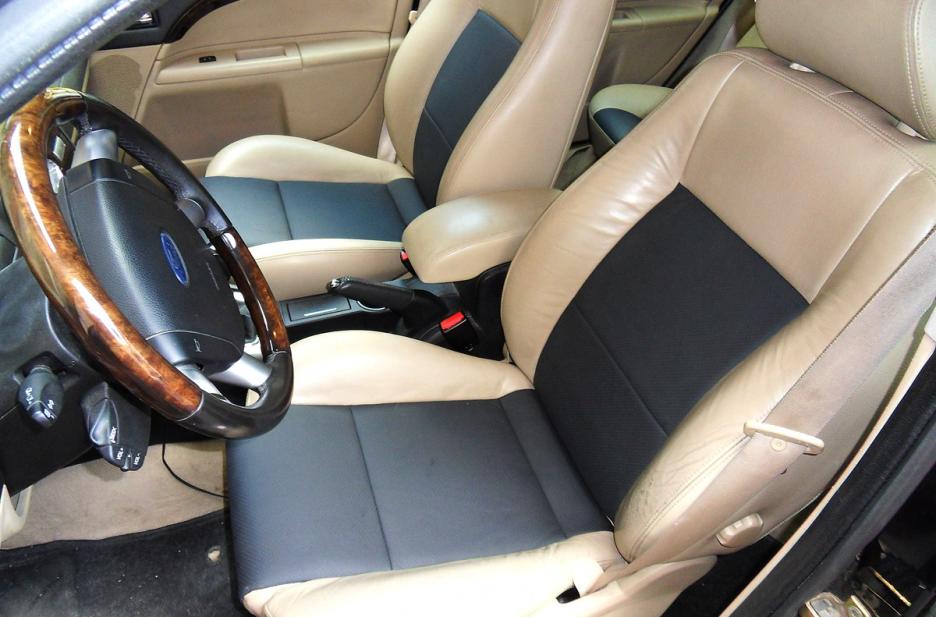 Első ülések betét cseréje bőrre