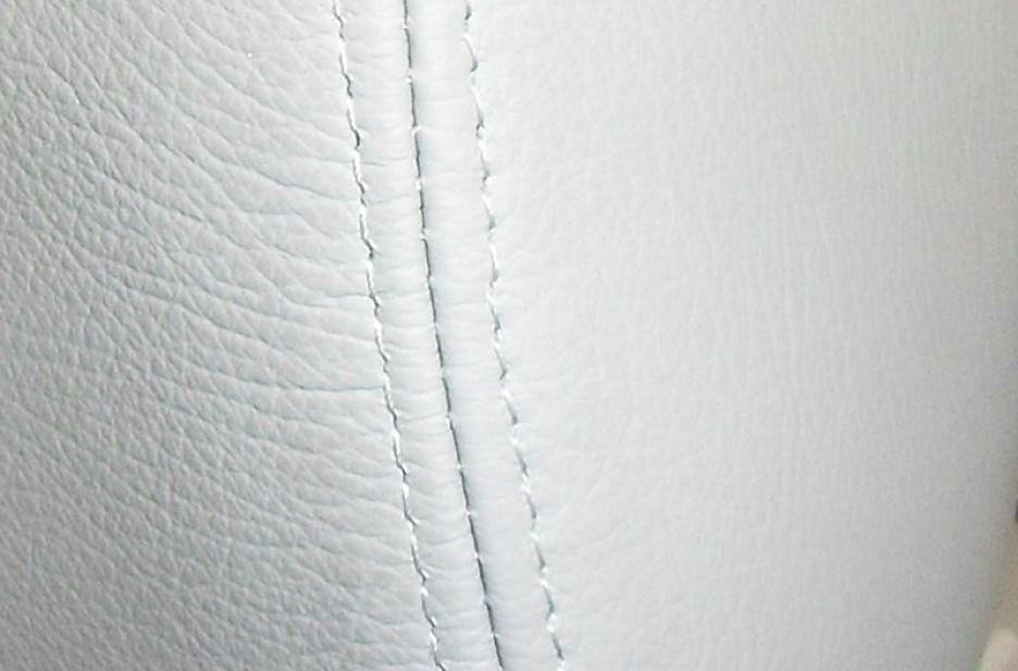 Mercedes bőrülés fejtámla